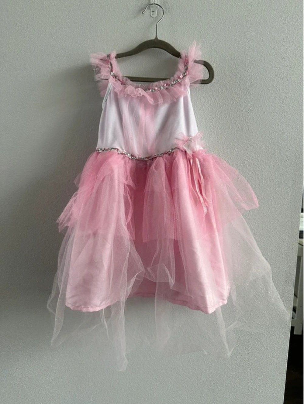 Pottery barn kids fairy costume size 4-6